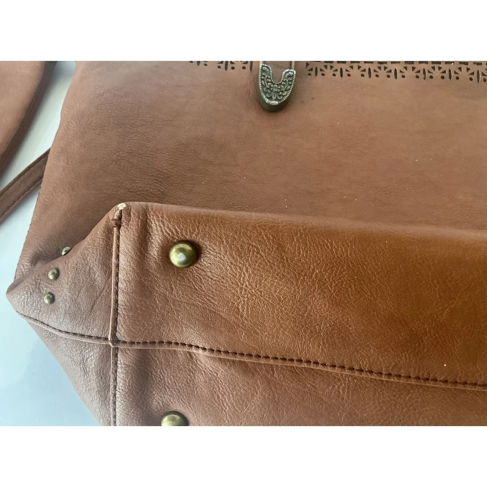 American West Bandana Tote Bag Brown Faux Leather Laser Cut Purse‎